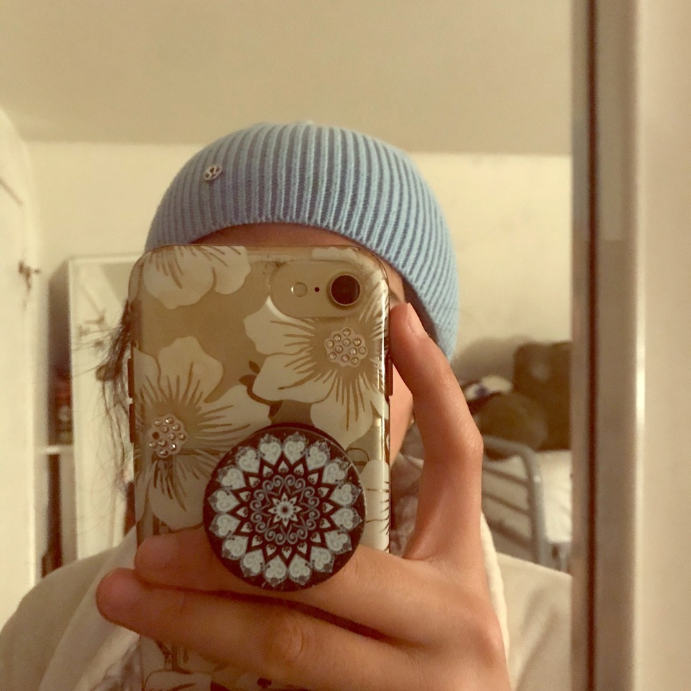 COPY - lulu lemon beanie